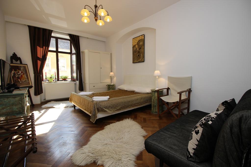 Versus Art Apartment Brașov
